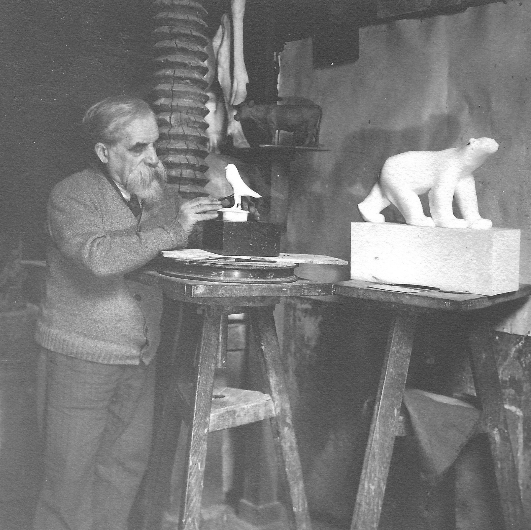 Amazing-Sculptures-at-PAD-2019-Dumonteil-François-Pompon Amazing-Sculptures-at-PAD-2019-Dumonteil-François-Pompon Amazing Sculptures at PAD Geneve 2019 Dumonteil - François Pompon pad geneve Amazing Sculptures at PAD Geneve 2019: Dumonteil Amazing Sculptures at PAD 2019 Dumonteil Fran  ois Pompon